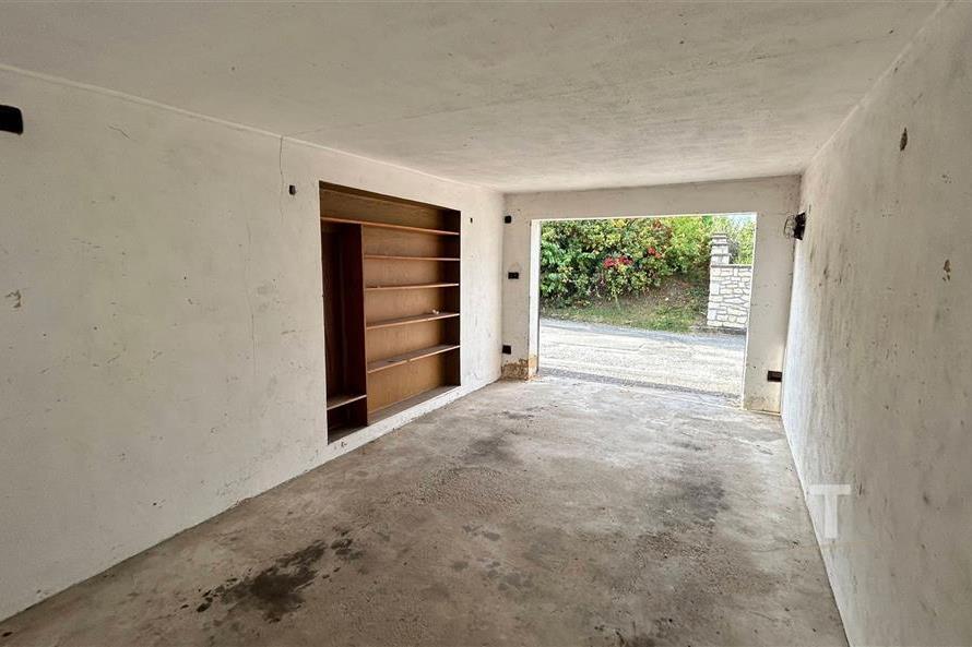 IMG_9033.jpg