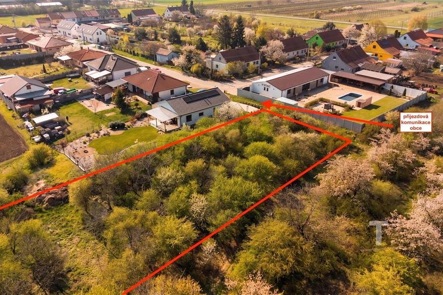 pozemek_vyznacen_2.jpg